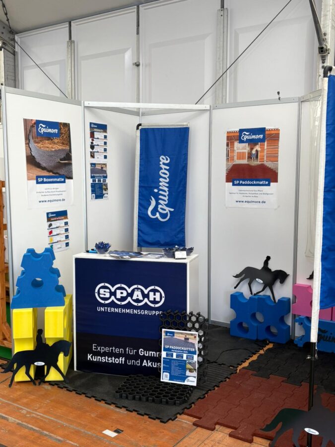 Messestand der Firma Equimore auf der Oberschwabenschau Messe 2025